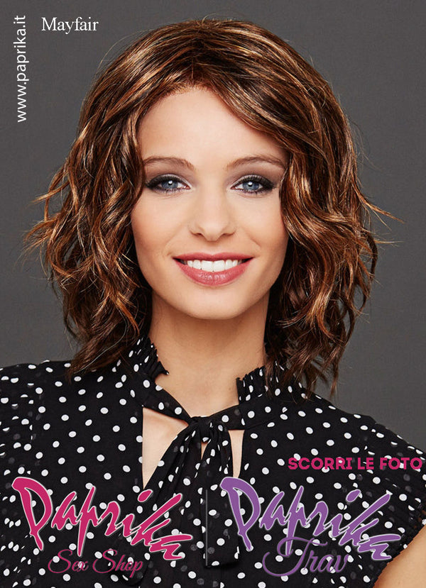 Mayfair Parrucca Media Leggermente Mossa Riga Centrale Frangetta Lunga