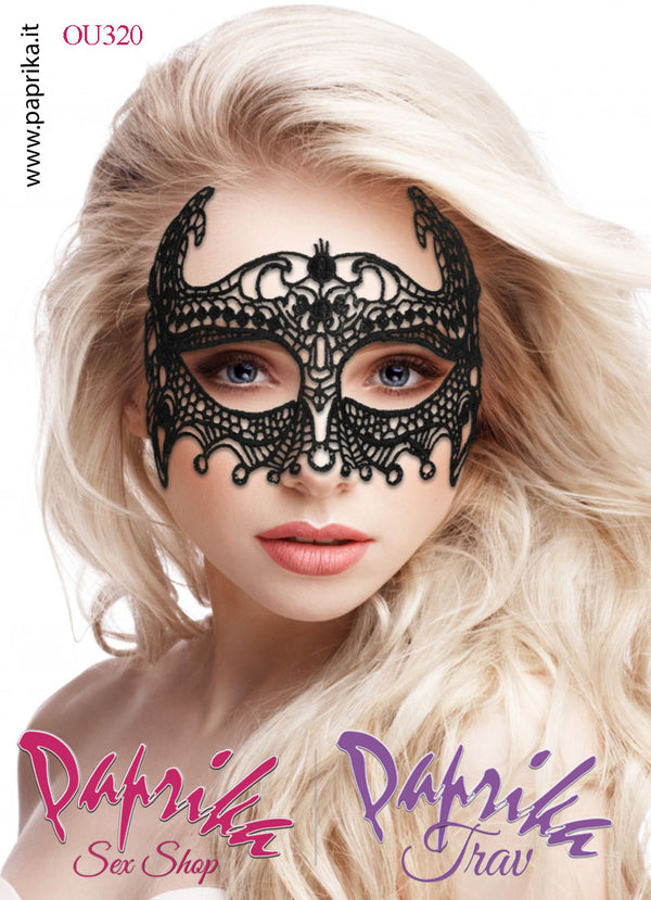 Mascherina Sagomata Occhi Aperti Pizzo Lavorato Punta Laterali Allacciata